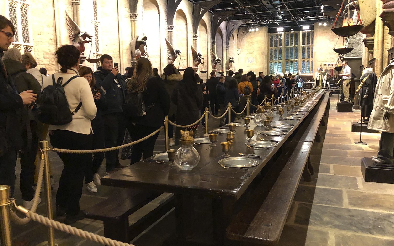 harry_potter_suuri_sali-01